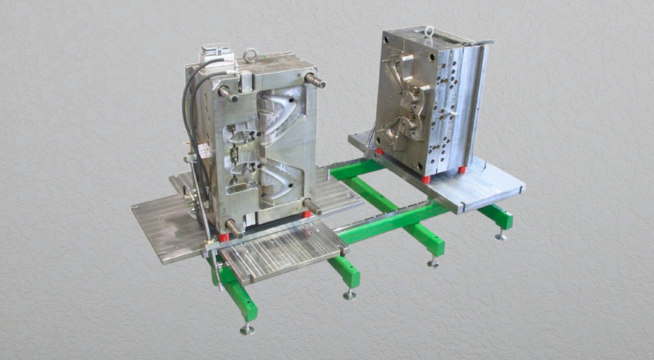 Mould Service Table Manufacturer in India